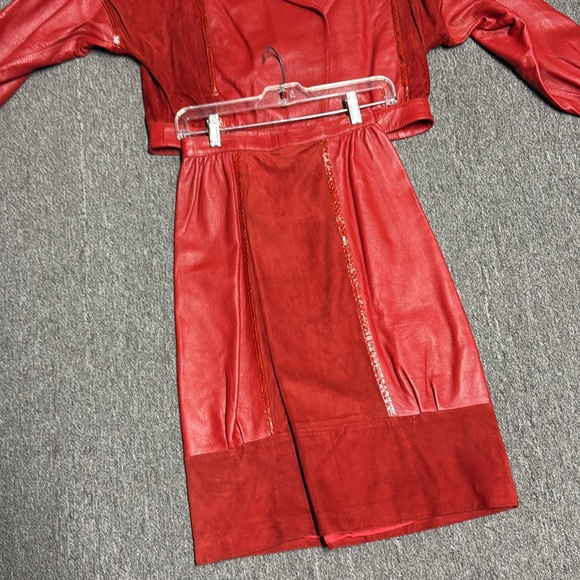 Red leather vintage jacket, and skirt - Picture 8 of 8